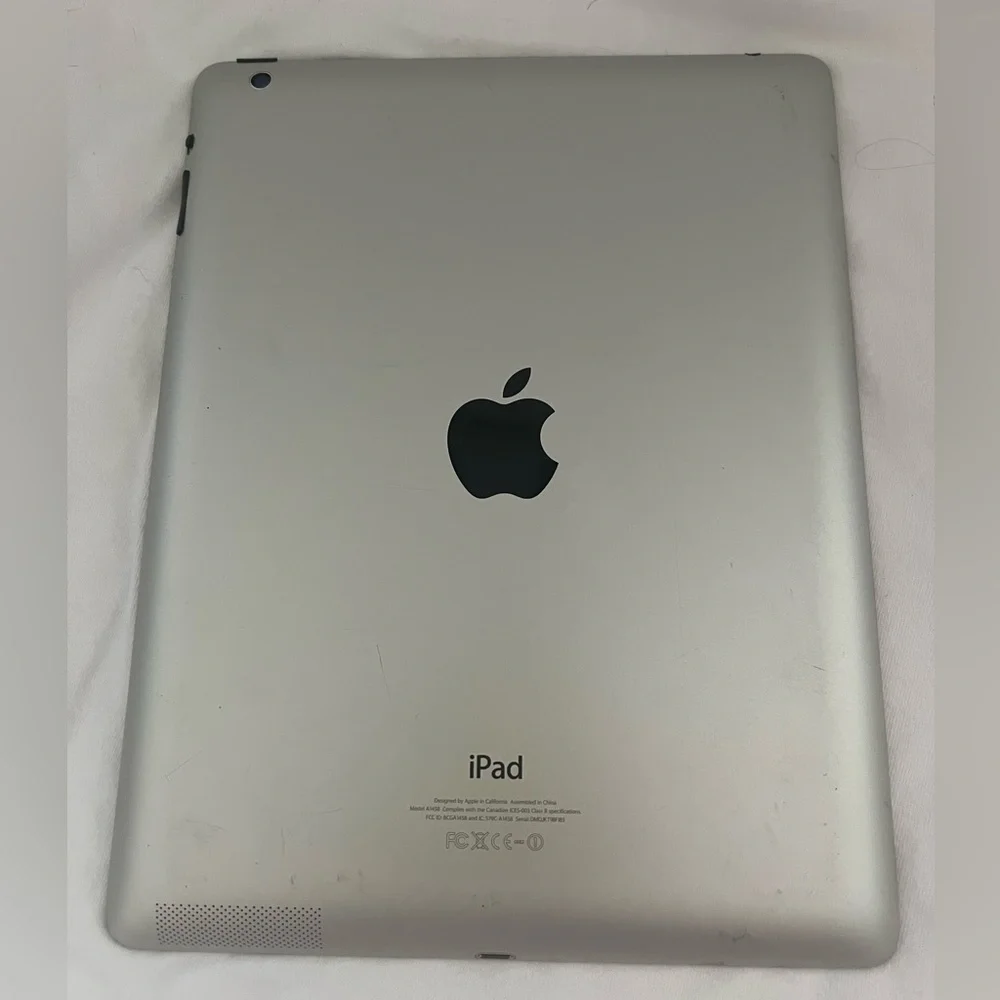 iPad 4th Generation 32GB Wi-Fi